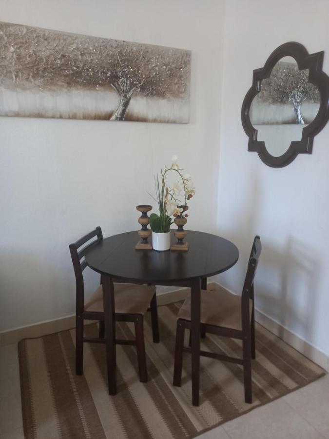 A Taste Of Paradise - Vacation Rentals Close To Us Embassy & Restaurants แนสซอ ภายนอก รูปภาพ