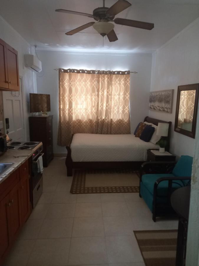 A Taste Of Paradise - Vacation Rentals Close To Us Embassy & Restaurants แนสซอ ภายนอก รูปภาพ